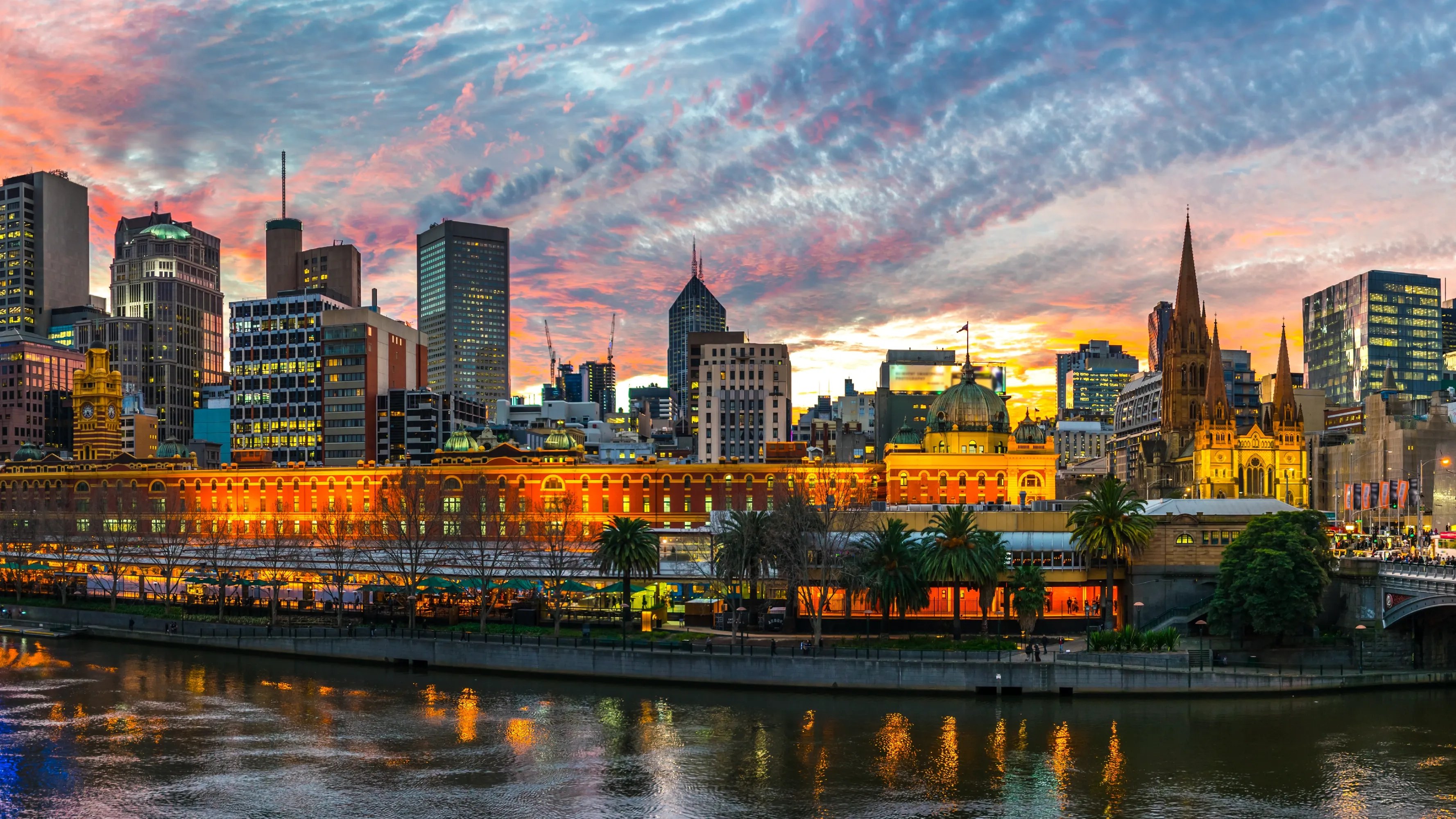 Relax in Luxury at Hotel Intercontinental Melbourne